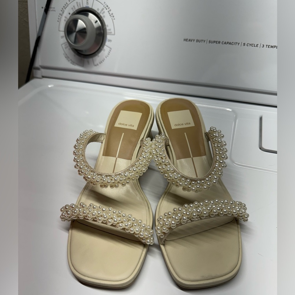 Dolce vita pearl heels